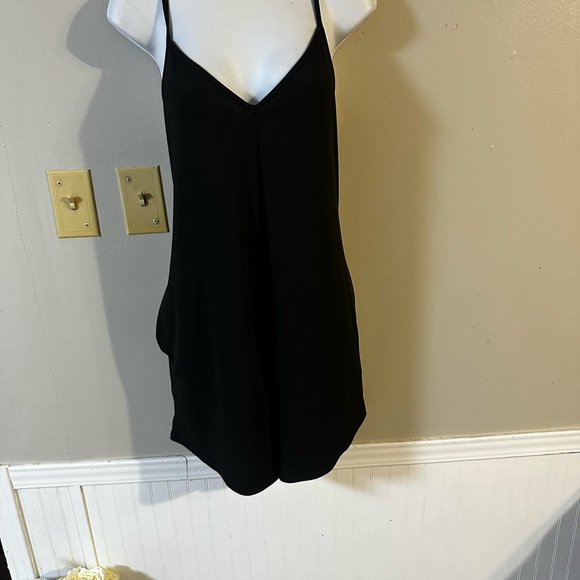 Romper - Picture 3 of 11